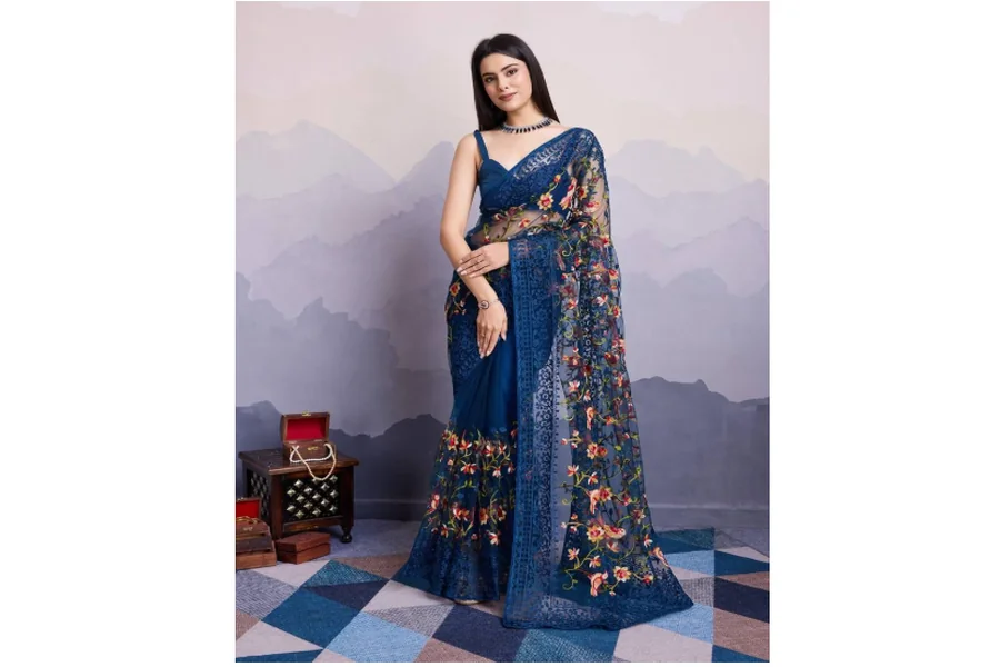 Glam Sarees for Parties and Get-Togethers