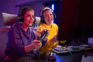 Ways Online Gaming Improves Entertainment Experiences