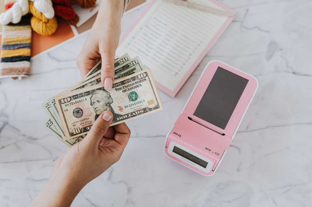 How Small Loans Can Help Manage Short-Term Financial Needs